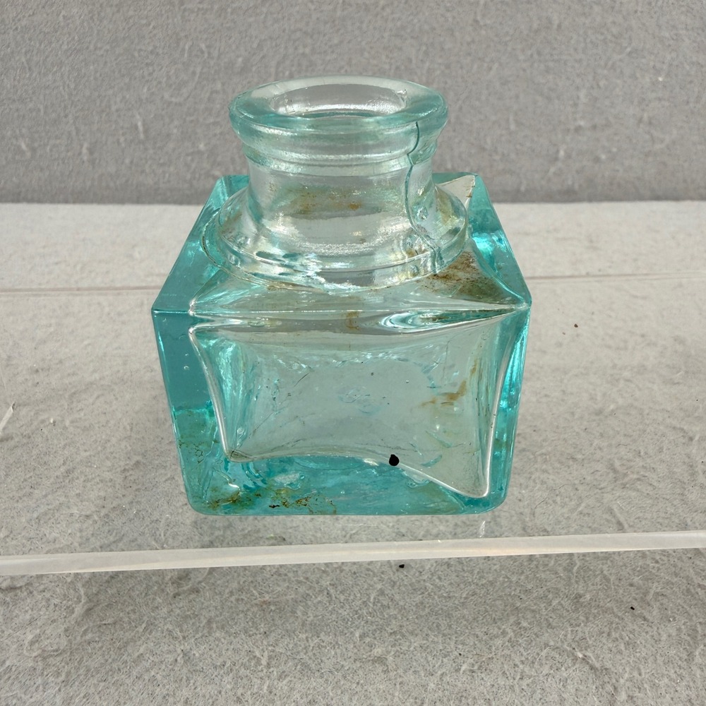 Antique L.H. Thomas Co. Chicago Aqua Glass Inkwell Embossed Base Star 1880s - Picture 2 of 8